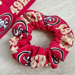 San Francisco Scrunchie